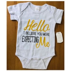 NWT Ganz Baby Collection HELLO ME (0-6Mo) Bodysuit